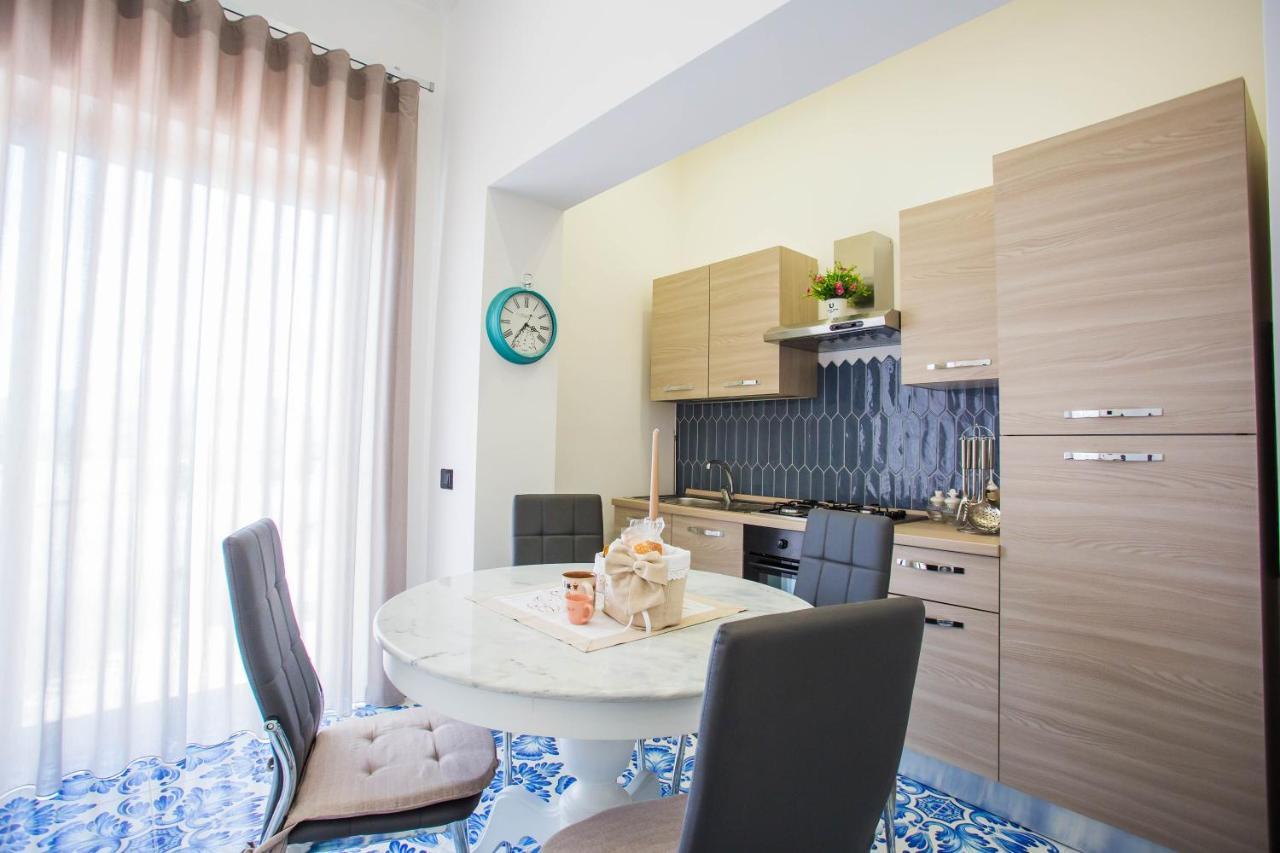 Palazzo De Gregorio Apartment Pompei 산트안토니오아바테 외부 사진